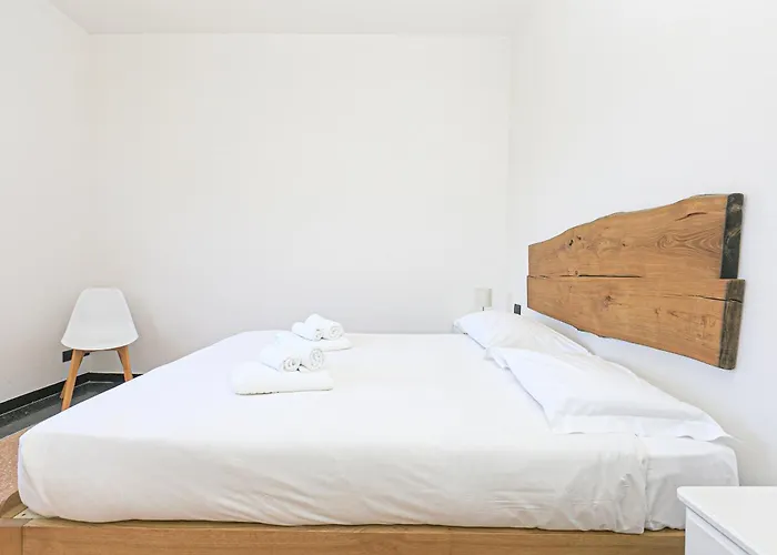 Iflat Rosemary House *