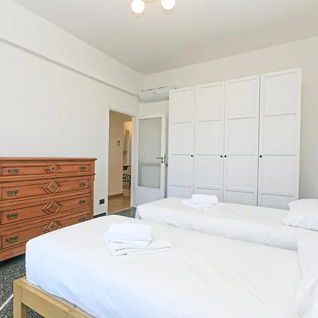 Iflat Rosemary House *