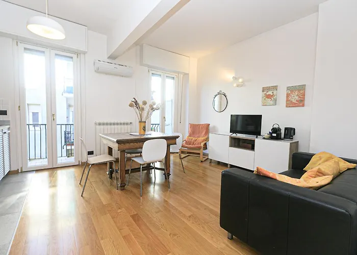 Iflat Rosemary House Апартаменти